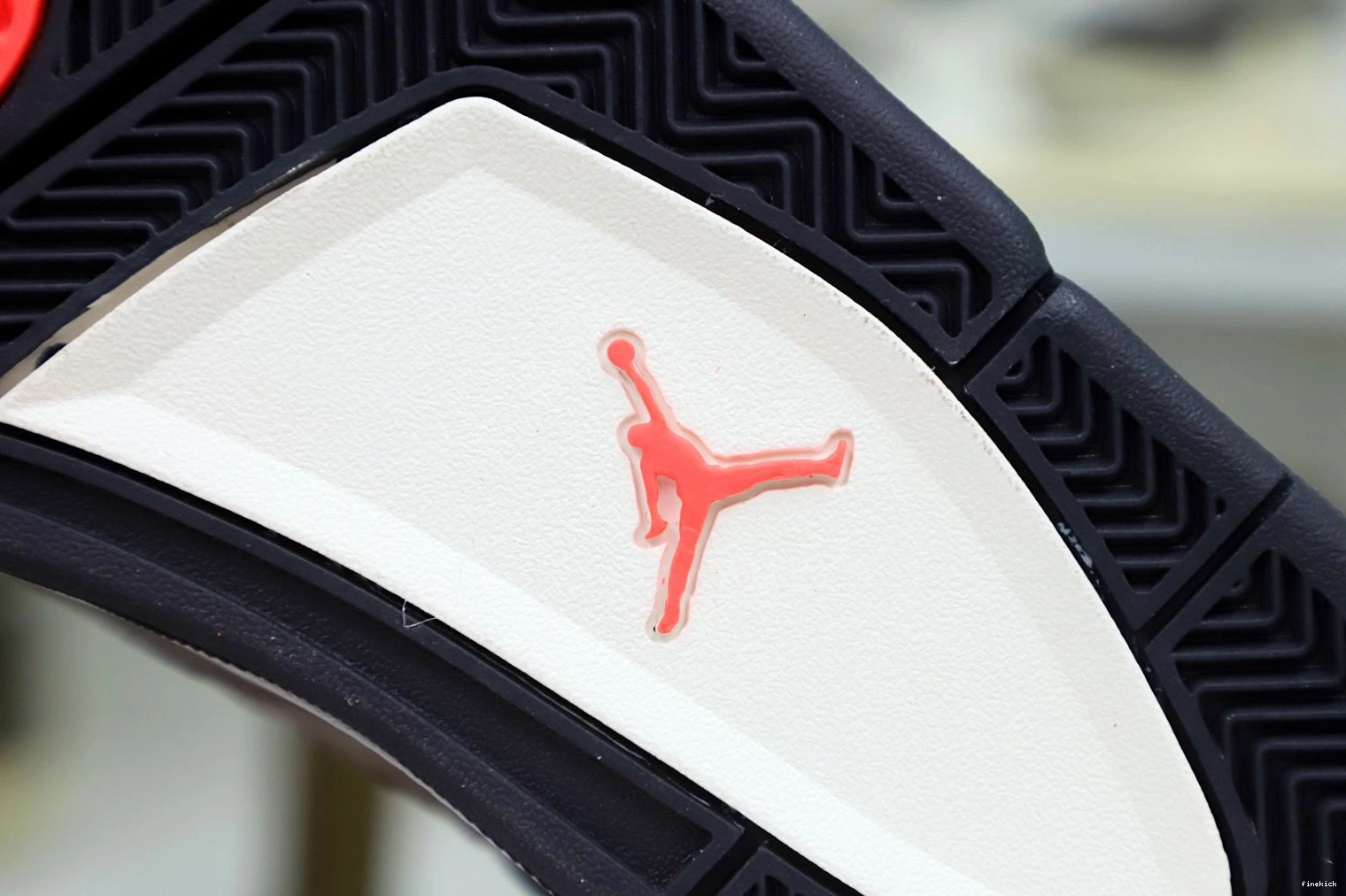 'TAUPE AIR HAZE' RETRO 4 JORDAN 0723